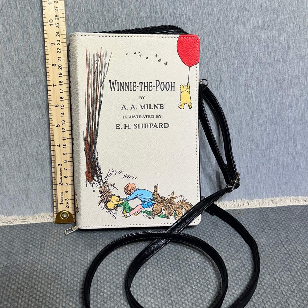 Winnie the Pooh Book Clutch Crossbody Bag Classic A.A. Milne w/wristlet Disney - Picture 3 of 9